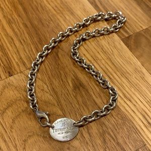 Tiffany & Co. Choker with pouch